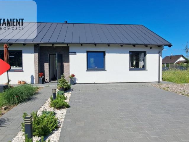 Do sprzedania nowoczesny dom 80 m² z dużą działką w Przyjaźni