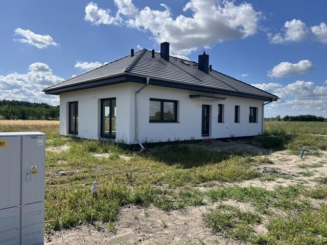 Nowoczesny dom 100 m² z garażem własna aranżacja