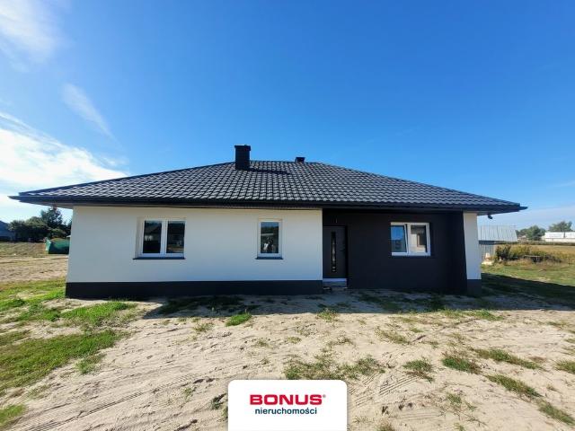 Nowoczesny dom 100 m² na dużej działce 22 arów Klarów