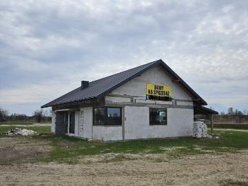Nowoczesny dom 119 m² w Rytwianach – stan surowy zamknięty