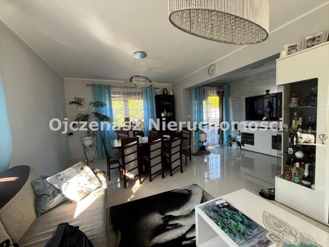 Nowoczesny dom 120 m² z dużą działką w Białych Błotach polecam!