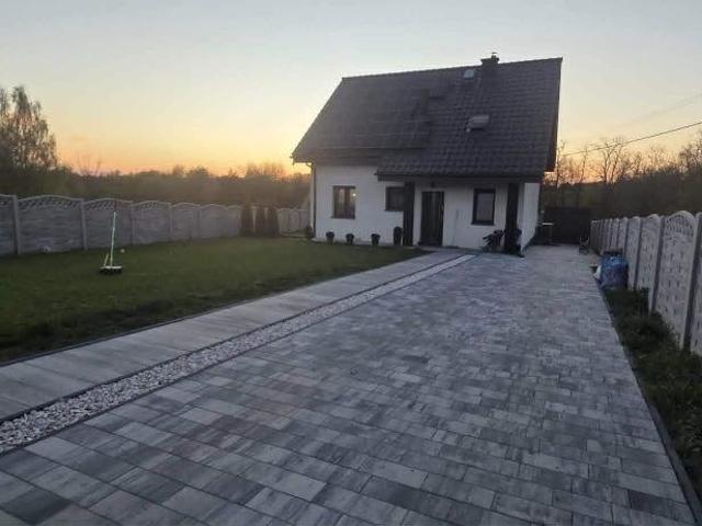 Nowoczesny dom 124 m² z garażem i ogrodem w Pruszkowie