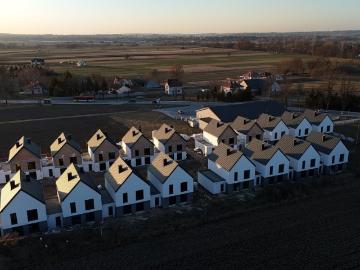 Nowoczesny dom 125m2 z garażem, ogrzewaniem podłogowym i tarasem