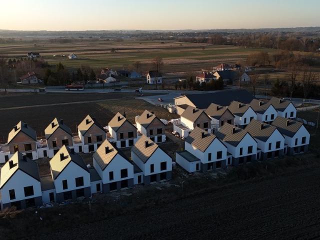 Nowoczesny dom 125m2 z garażem, ogrzewaniem podłogowym polecam!