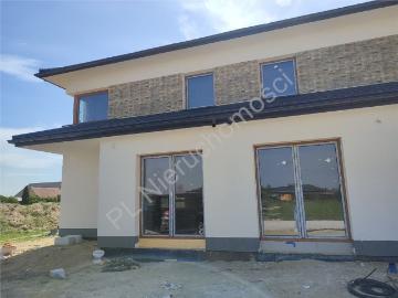 Nowoczesny dom 128 m2 z ogródkiem w Kosowie