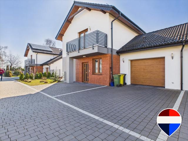 Nowoczesny 128m2 dom z ogrzewaniem podłogowym i tarasem