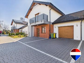Nowoczesny 128m2 dom z ogrzewaniem podłogowym i tarasem