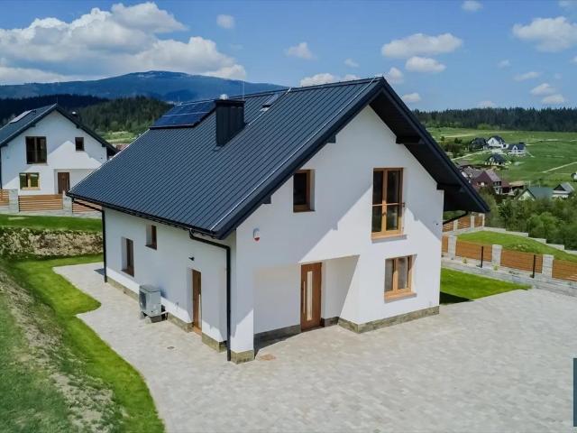 Sprzedam nowoczesny dom 140 m² z widokiem na Babią Górę