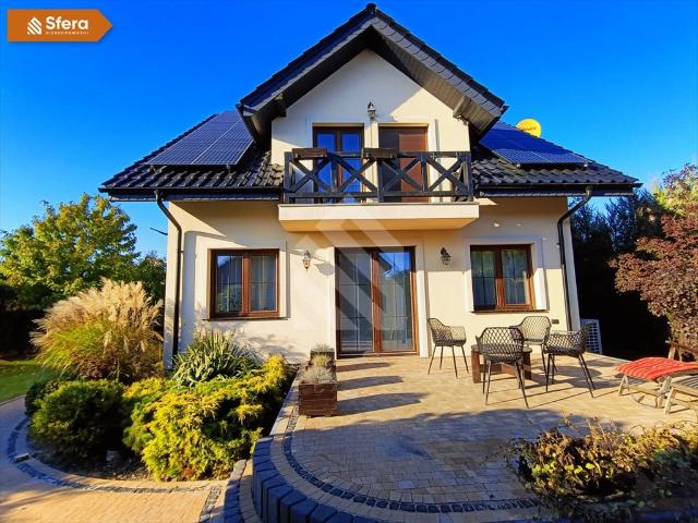 Nowoczesny dom 142 m2 z garażem i tarasem w Nowej Wsi