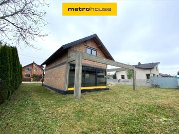 Nowoczesny dom 142 m² w Skierniewicach – stan surowy zamknięty