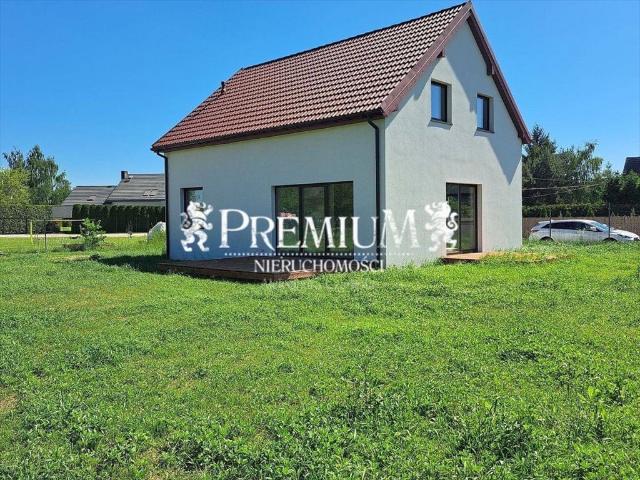 Nowoczesny dom 144 m2 z tarasami, energooszczędny