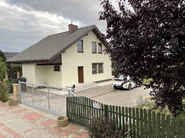 Nowoczesny dom 146m2 z piwnicą, ogrzewaniem podłogowym