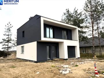 Nowoczesny dom 147 m2 z dużą działką i garażem