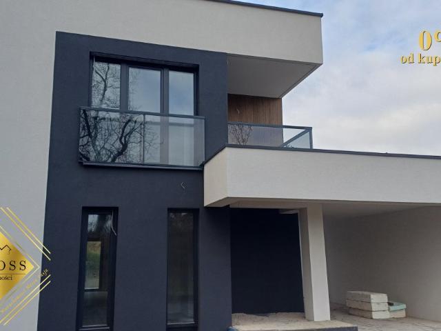 Na sprzedaż nowoczesny dom 150 m² z ogródkiem i ekologicznymi rozwiązaniami