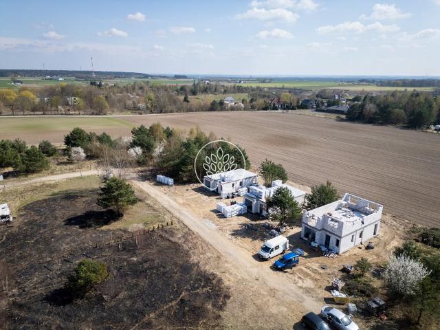 Nowoczesny dom 151 m2 z garażem i dużą działką