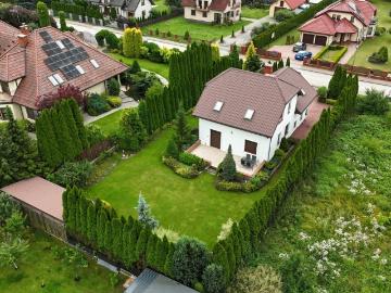 Nowoczesny dom 155 m² z ogrodem i garażem w Piasecznej Górce