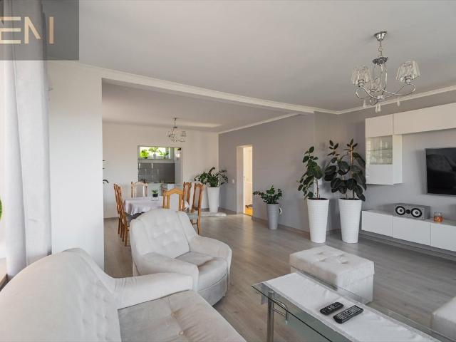 Polecam nowoczesny dom 169 m² z ogrodem i garażem w Strzyżowie