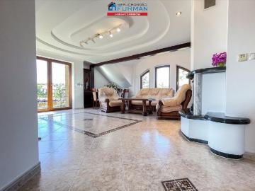 Nowoczesny dom 170 m² dla 2 rodzin w Sierakowie