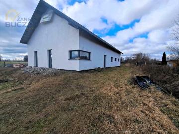 Nowoczesny dom 171 m² z dużym potencjałem, blisko natury