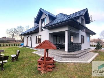 Nowoczesny dom 175 m2 z garażem i dużą działką