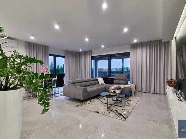 Nowoczesny dom 177 m² z garażem, klimatyzacją zapraszam