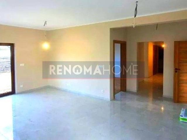 Nowoczesny dom 180 m² z dużą działką i garażami