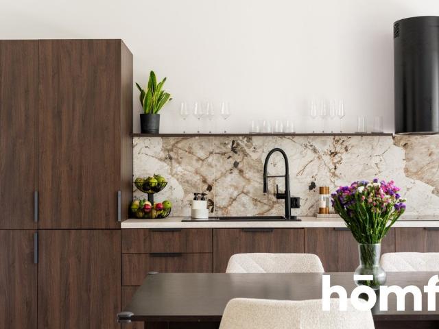 Na sprzedaż nowoczesny dom 185 m² z ogrodem w Wawrze