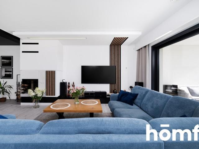 Na sprzedaż nowoczesny dom 192 m² z pełnym wyposażeniem w Bełchatowie