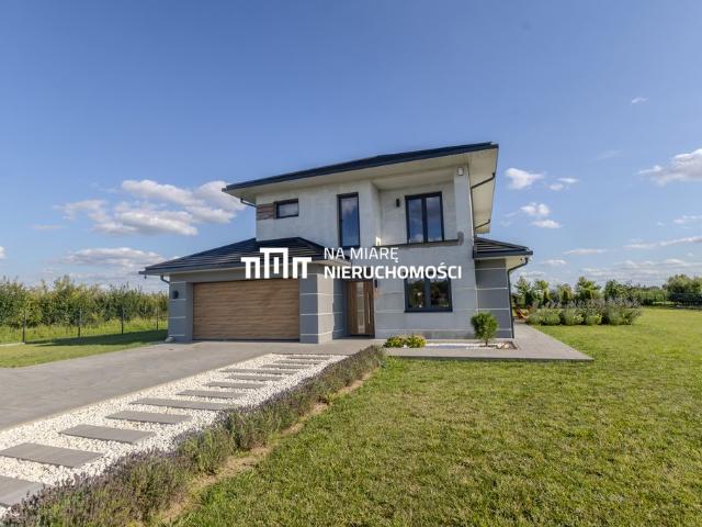 Nowoczesny dom 230 m² w Andruszkowicach zapraszam