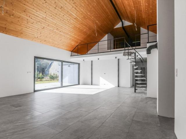 Nowoczesny dom 237 m² w Krasieninie zapraszam