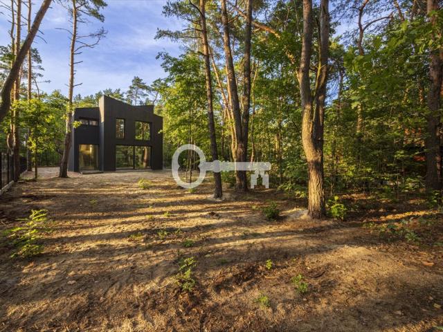 Nowoczesny dom 240 m² z garażem podziemnym Józefów