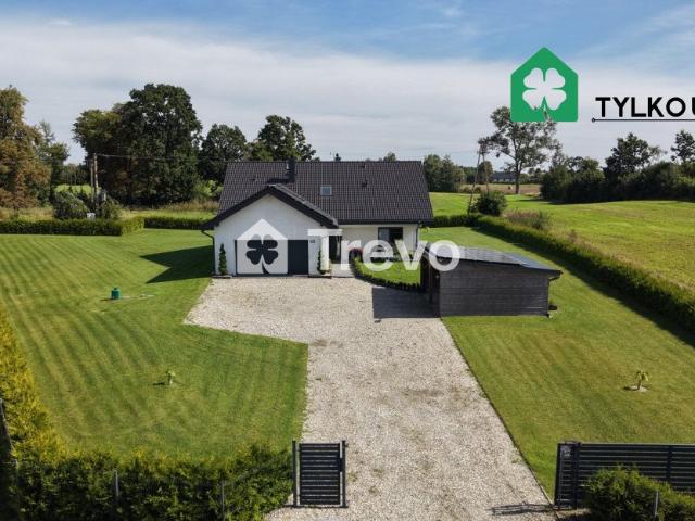Nowoczesny dom 240 m² na dużej ogrodzonej działce