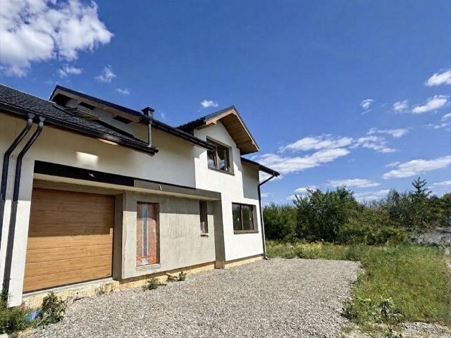 Nowoczesny dom w Białobrzegach 144,4 m² działka 7 arów