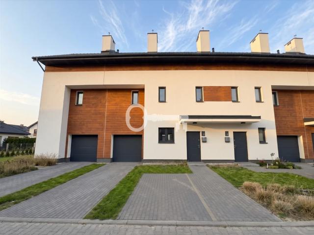 Nowoczesny dom w Józefosławiu stan deweloperski 150 m²