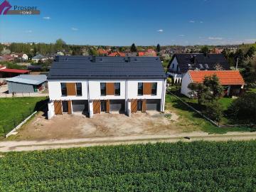 Nowoczesny dom 106 m2 z garażem i 3 miejscami postojowymi