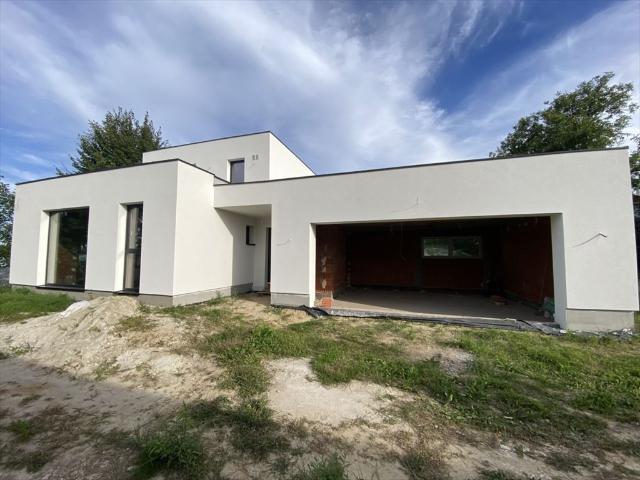 Nowoczesny dom wolnostojący 213 m² z garażem w Rzeszowie polecam