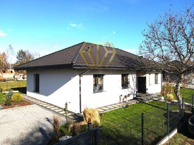 Sprzedam nowoczesny dom 124 m² nad stawem w Libidzy