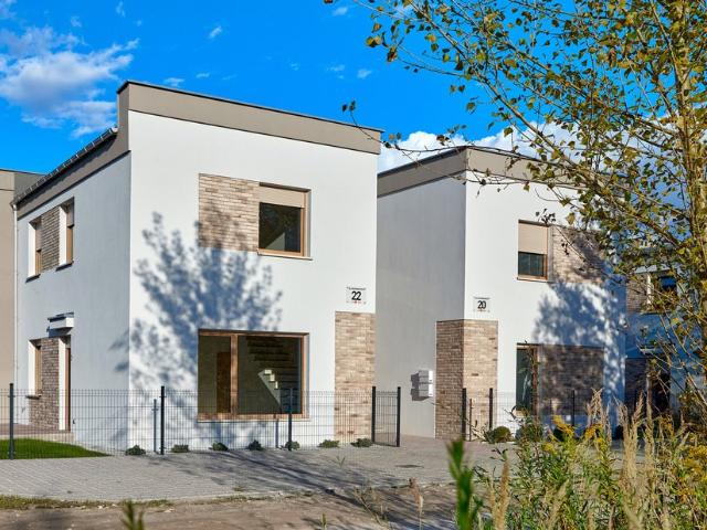 Nowoczesny dom z ogrodem 77 m² w Gruszczynie zapraszam
