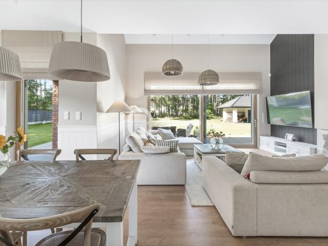 Nowoczesny dom z lasem, 267 m², garaż, wysoki standard