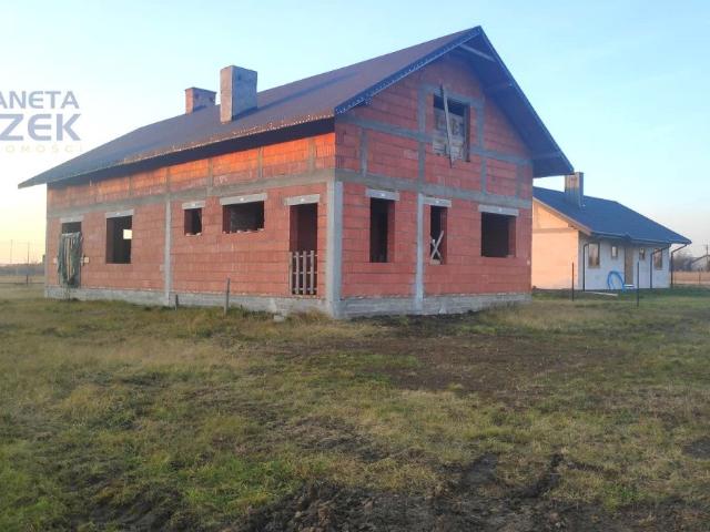Nowoczesny dom z poddaszem, 170 m², stan surowy