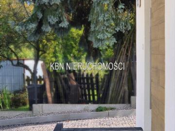Nowoczesny dom bliźniaczy z ogrodem i garażem w Bronowicach