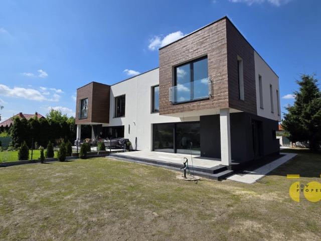 Nowoczesny dom bliźniaczy 210 m² z dużą strefą dzienną polecam