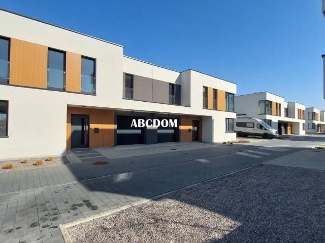Nowoczesny bliźniak 126 m2 z garażem i osiedlem
