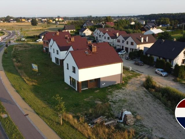Nowoczesny bliźniak 141 m2 w Tychach, stan deweloperski