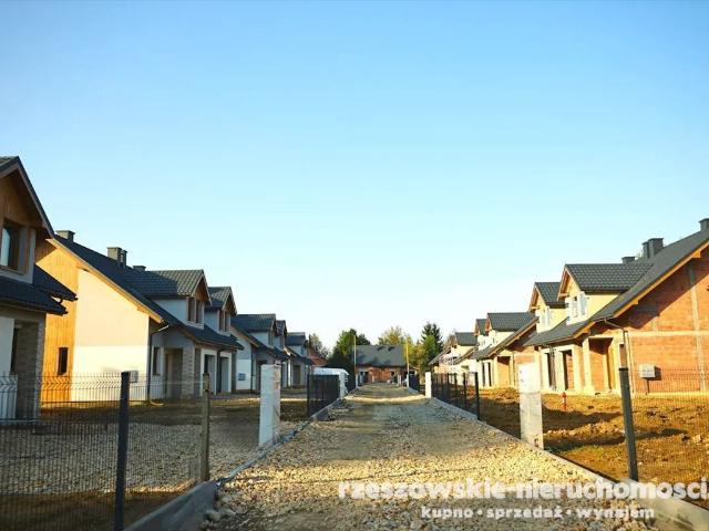 Nowoczesny dom bliźniak 155 m2 w stanie deweloperskim PREMIUM