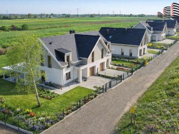 Nowoczesny bliźniak 156 m² z garażem i działką