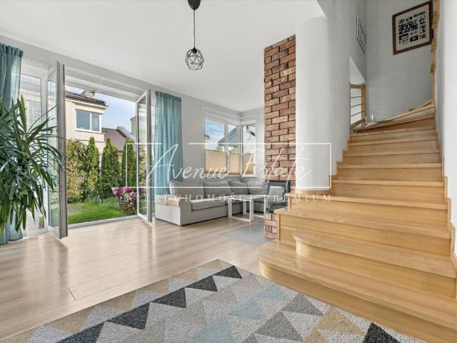 Nowoczesny dom bliźniak 183 m² z ogrodem i fotowoltaiką zapraszam
