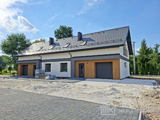 Nowoczesny bliźniak w Niepołomicach 118 m², ogród, garaż