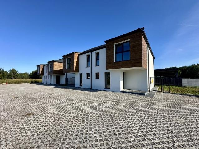 Na sprzedaż nowoczesny bliźniak z ogródkiem 89 m² w Głogowie Małopolskim