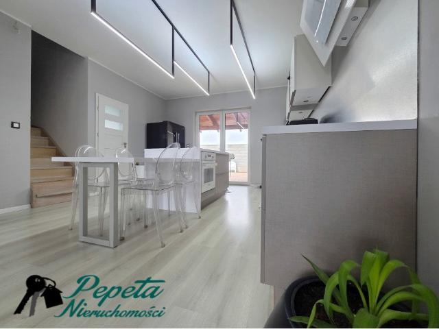 Nowoczesny dom bliźniak z garażem 106 m² Kamionki
